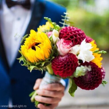 Florarie online, Buchete flori , Aranjamente flori , Magazin online de flori