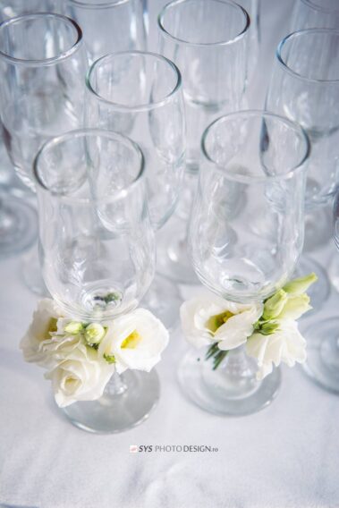 Florarie online, Buchete flori , Aranjamente flori , Magazin online de flori