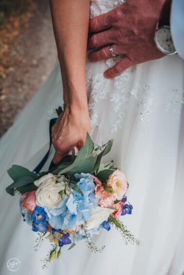 Florarie online, Buchete flori , Aranjamente flori , Magazin online de flori