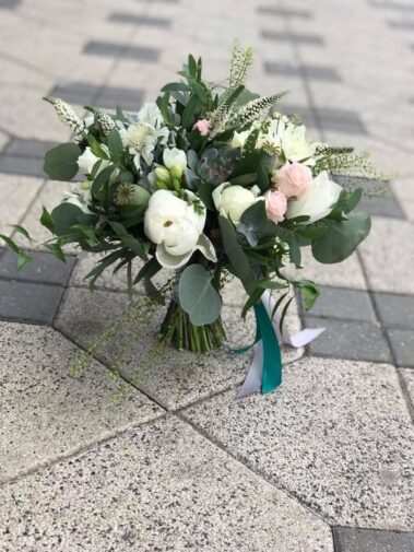 Florarie online, Buchete flori , Aranjamente flori , Magazin online de flori