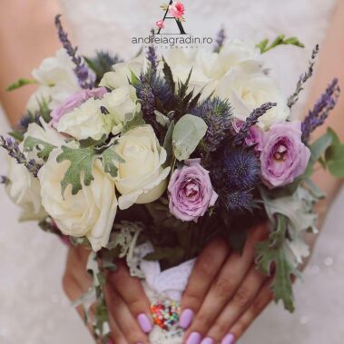 Florarie online, Buchete flori , Aranjamente flori , Magazin online de flori