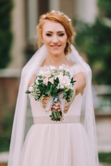 Florarie online, Buchete flori , Aranjamente flori , Magazin online de flori